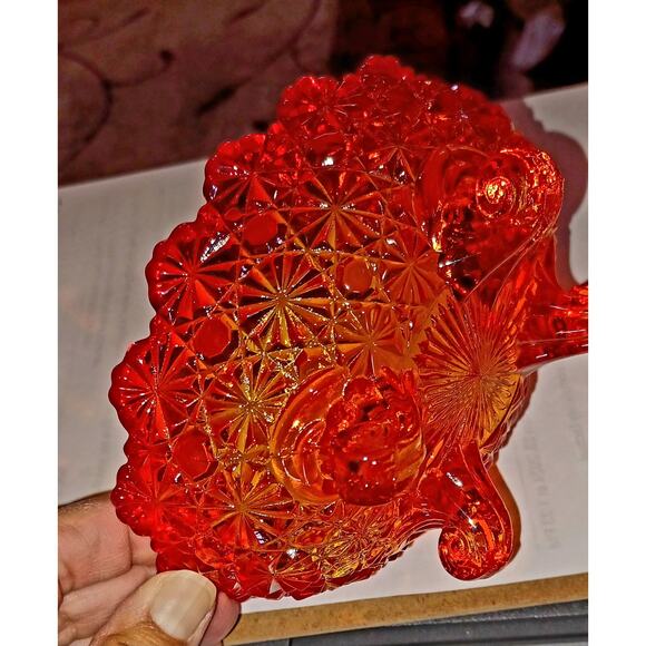 Vintage LG Wright Amberina Daisy and Button 4 Footed Bowl - Picture 3 of 8